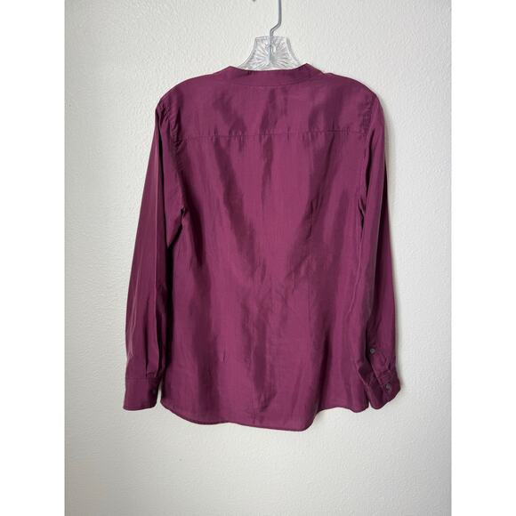 Tommy Bahama 100% Silk Woman’s Button Up Purple Blouse Size Small - Picture 4 of 6